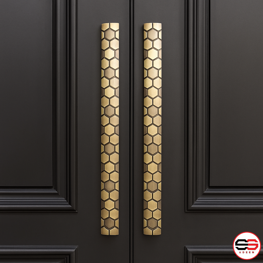 9915-11-420 Door Handle