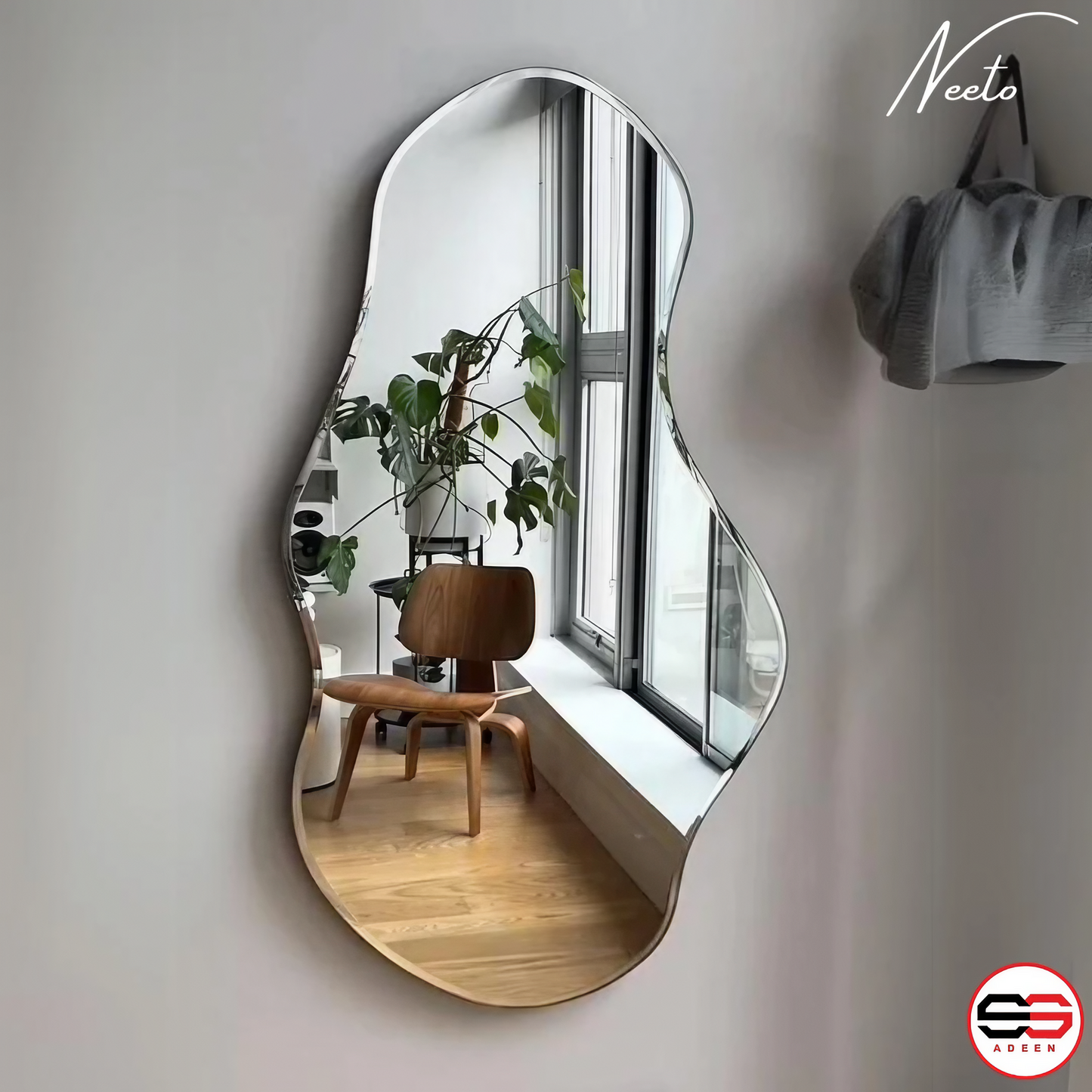 Neeto Mirror