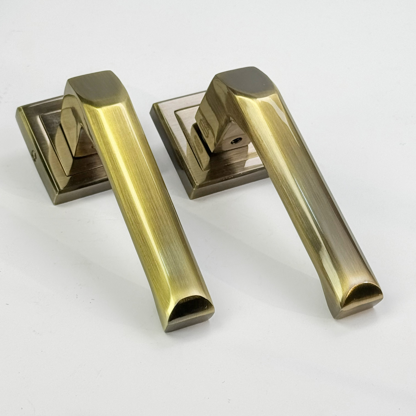 329-L170 Rosette Lock