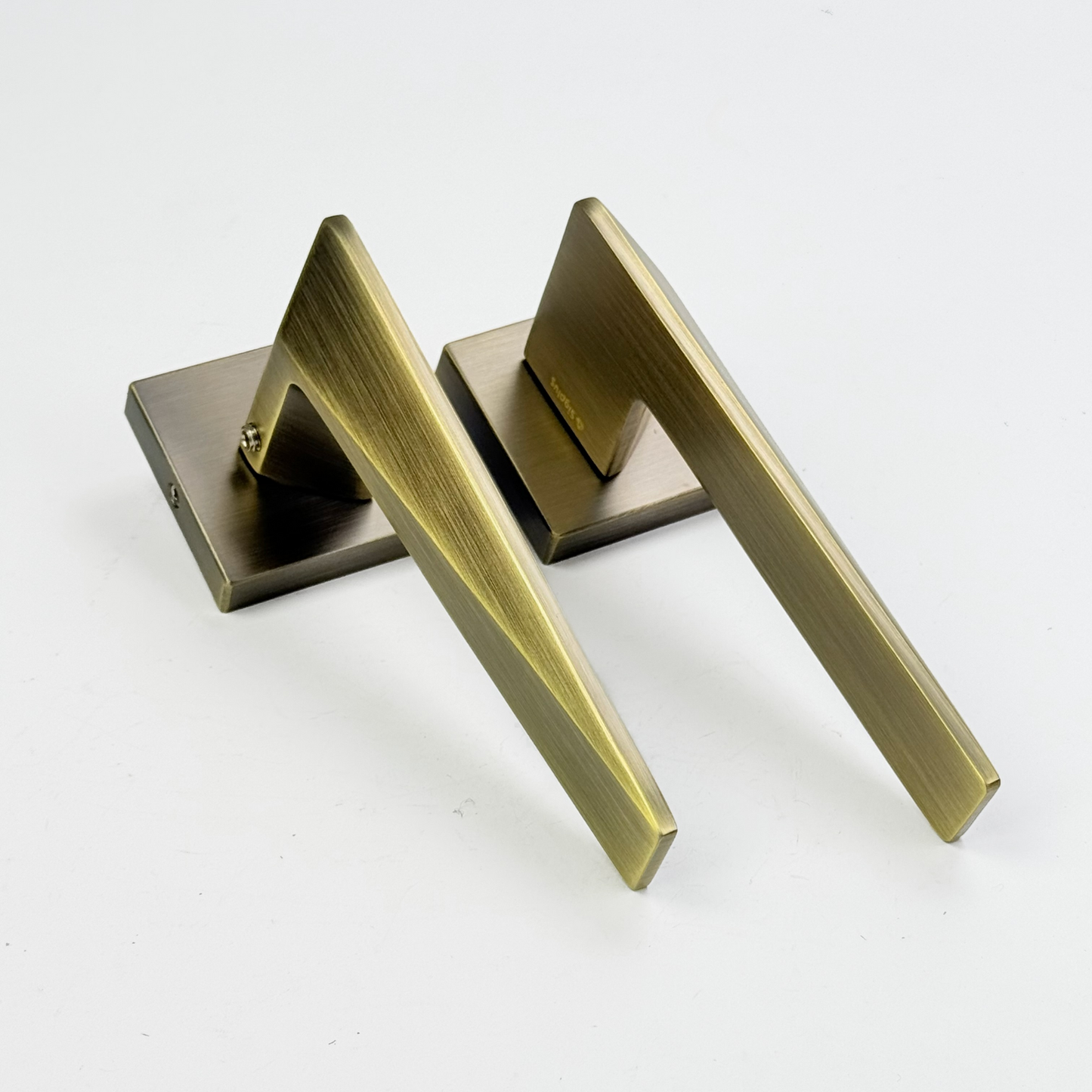 R33 Rosette Lock